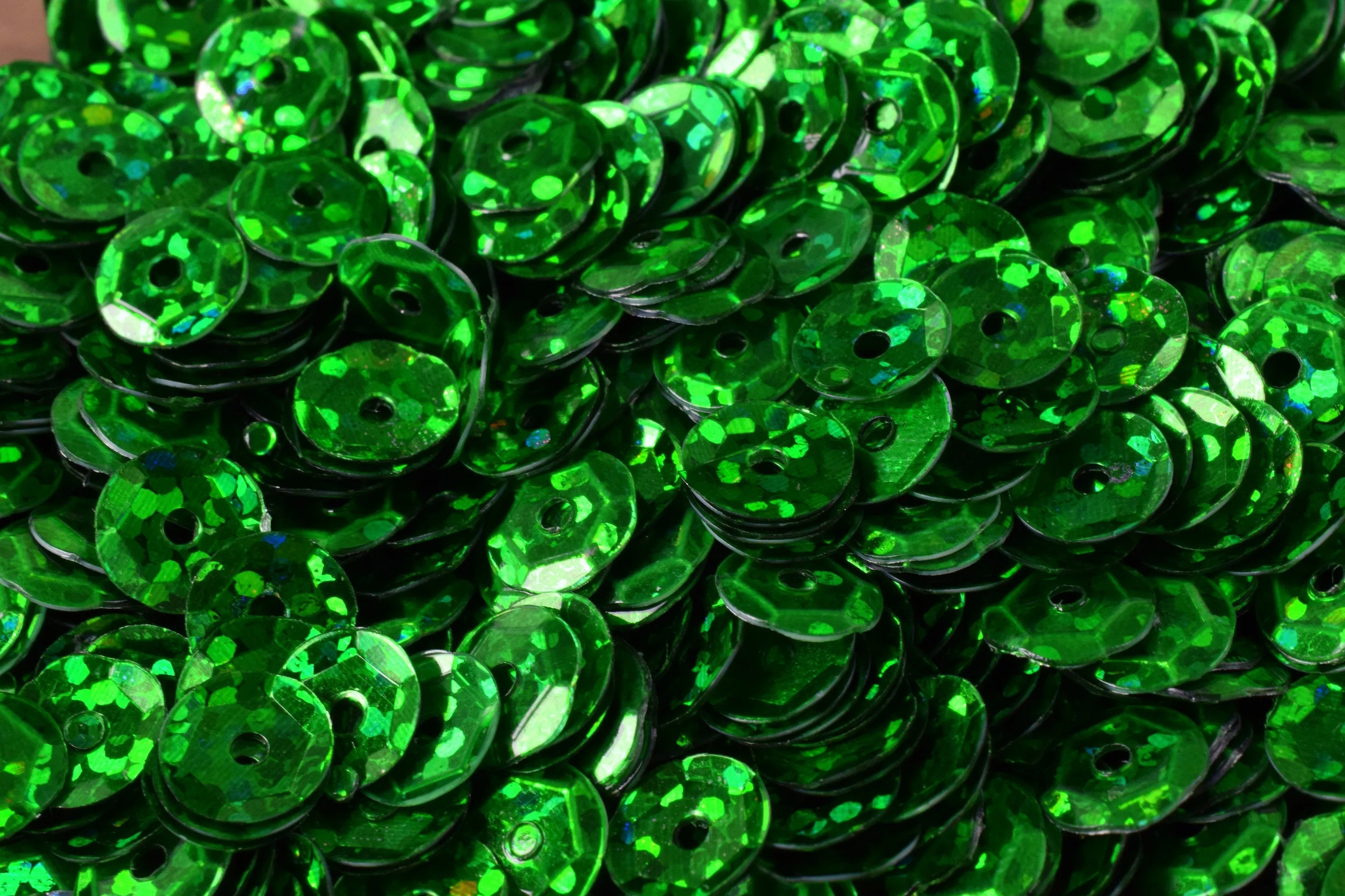 3/4/6mm Green Cup Glossy Shiny Sequins Sheen Round Sequins/Loose Paillettes,Wholesale Sequins,Shimmering Sequin Apparel