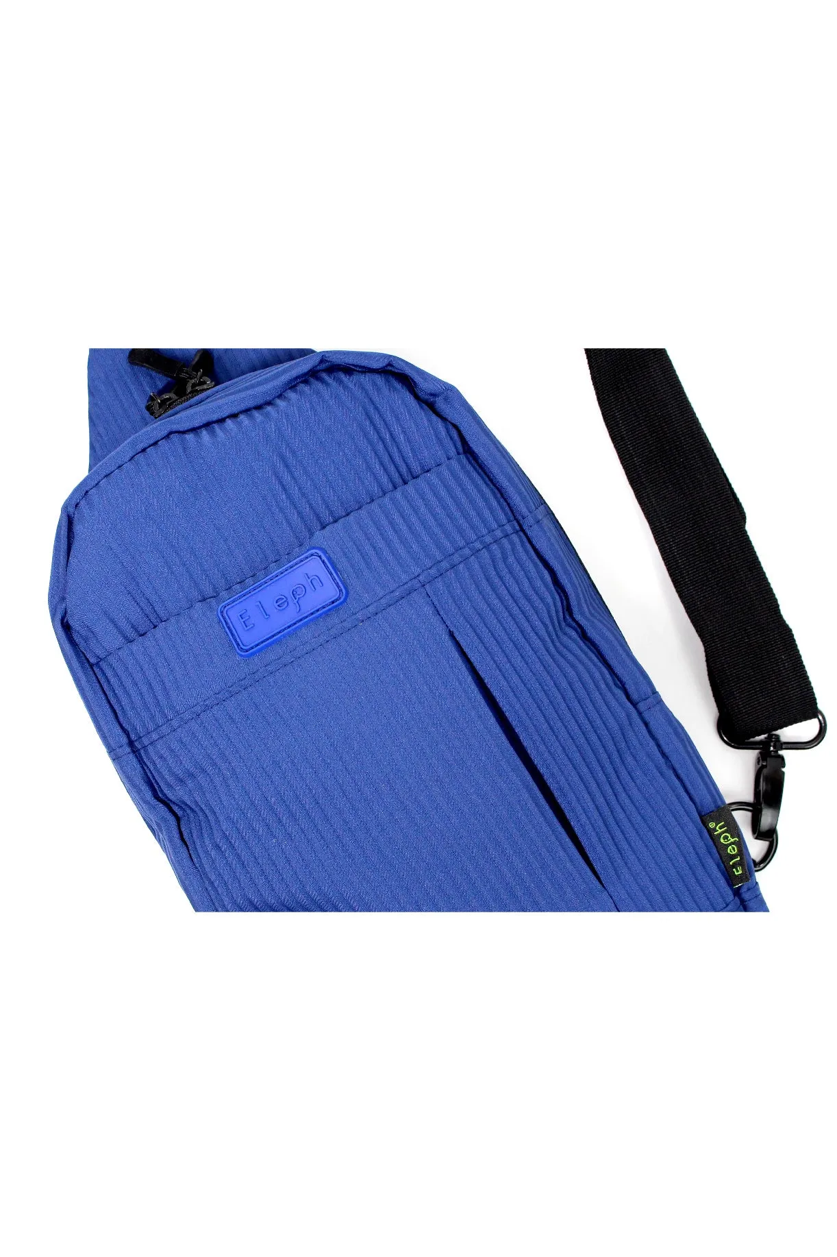 ELEPH OTTO PLEAT CROSS BODY : Navy