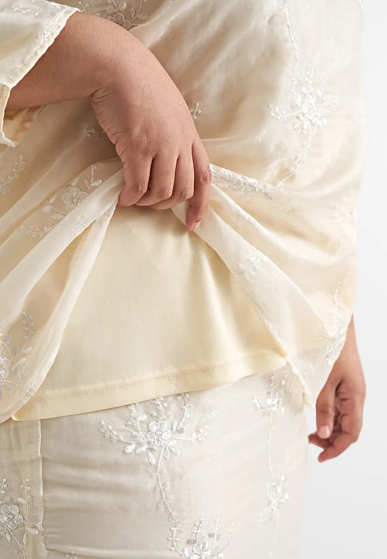 Hadiya Elegant Chiffon Embroidery Kurung