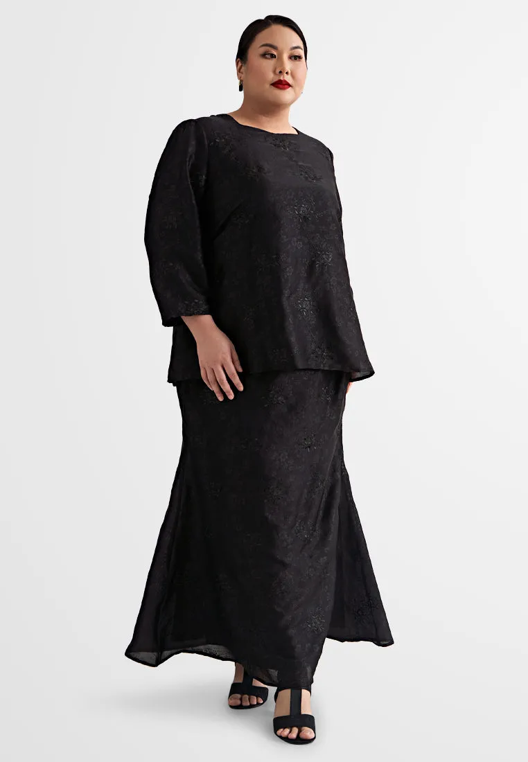 Hadiya Elegant Chiffon Embroidery Kurung