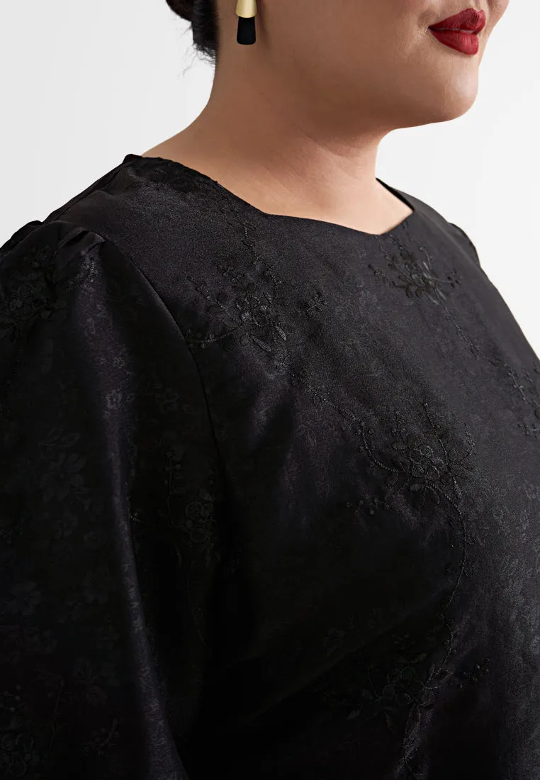 Hadiya Elegant Chiffon Embroidery Kurung