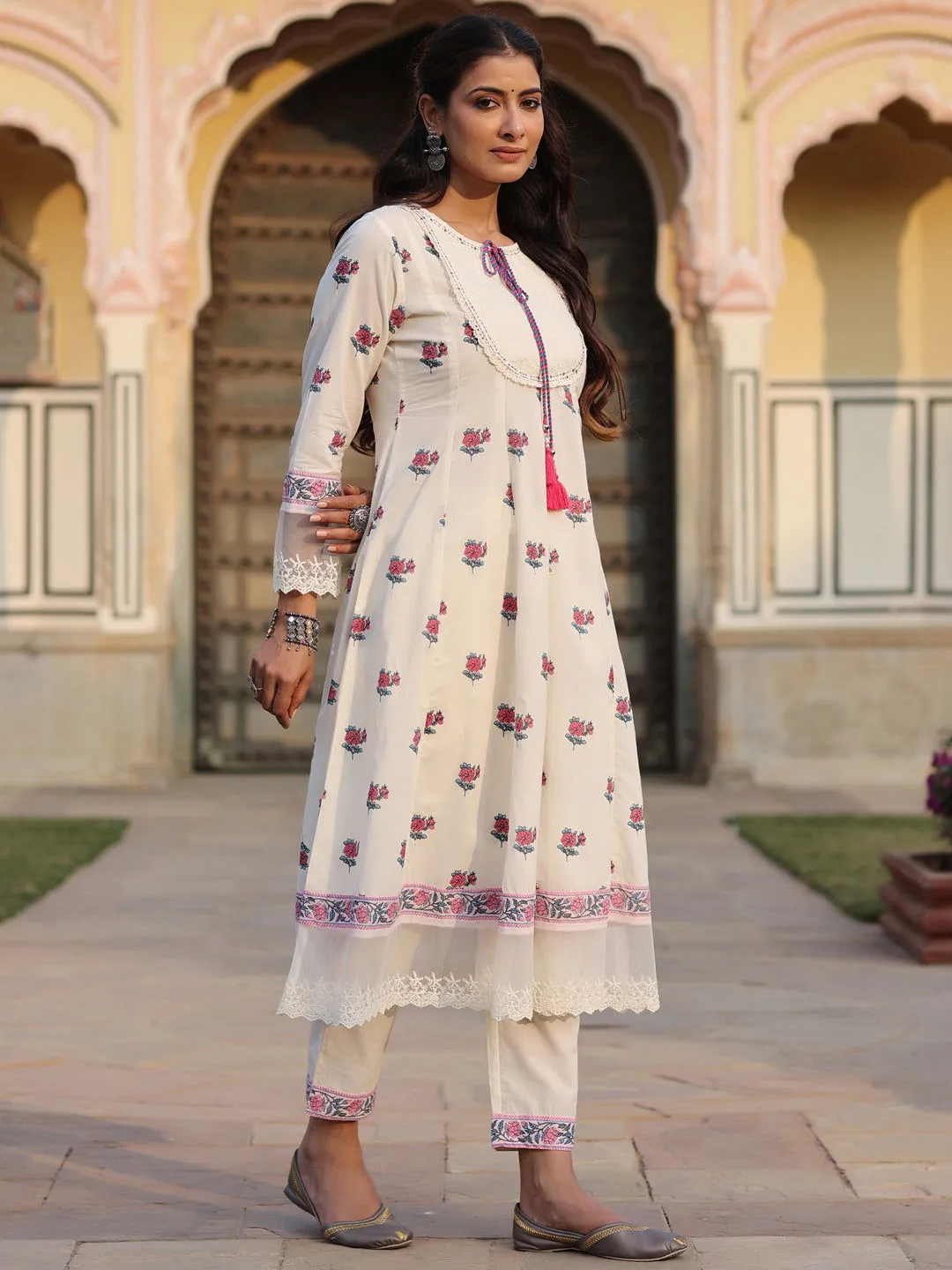 Juniper  Off-White Floral Printed Pure Cotton Lacy Kurta & Pants Set.