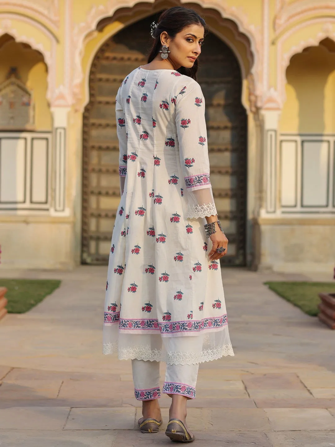 Juniper  Off-White Floral Printed Pure Cotton Lacy Kurta & Pants Set.