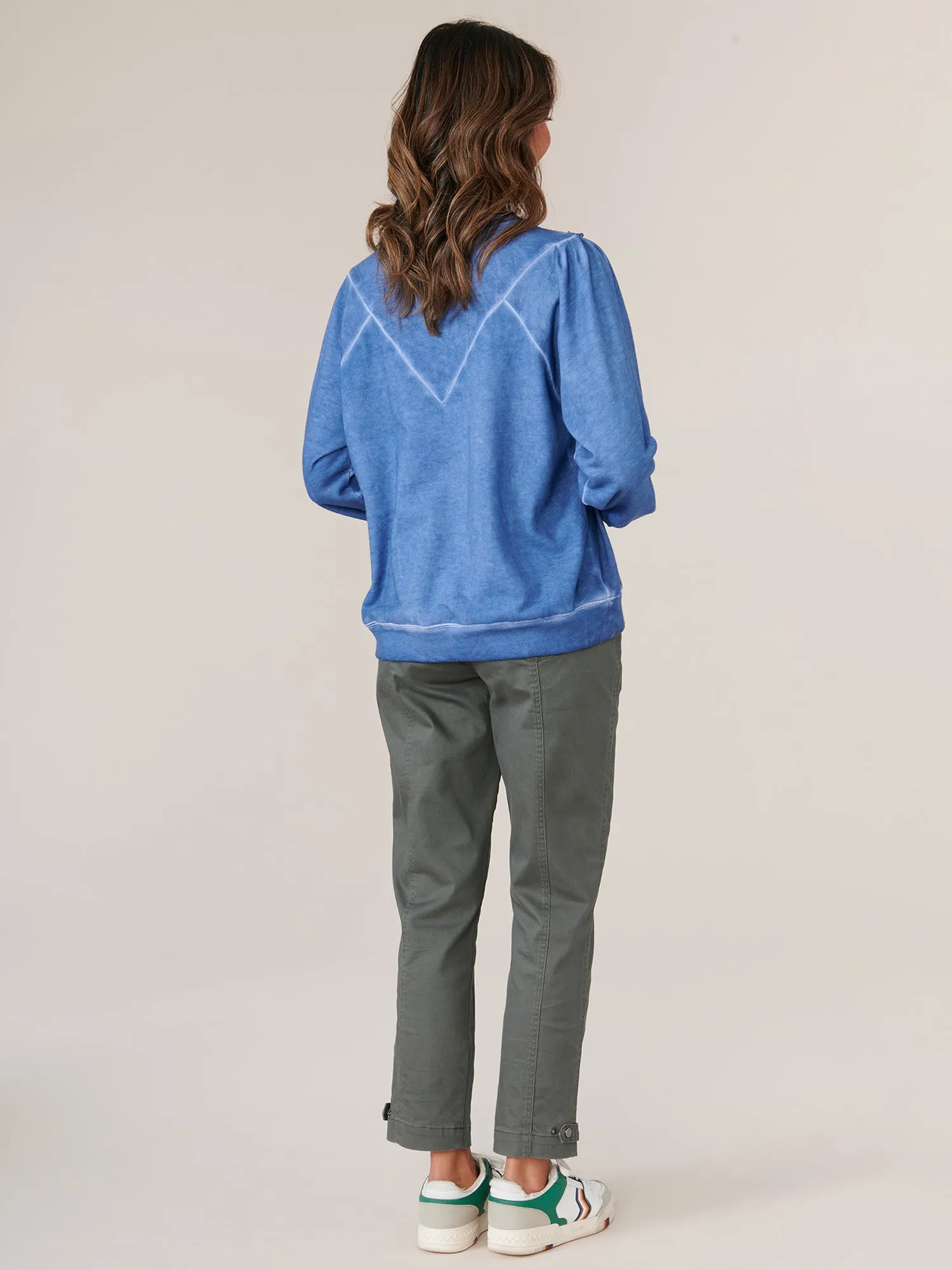 Long Blouson Puff Shoulder Sleeve Crew Neck Lace Applique Sweatshirt