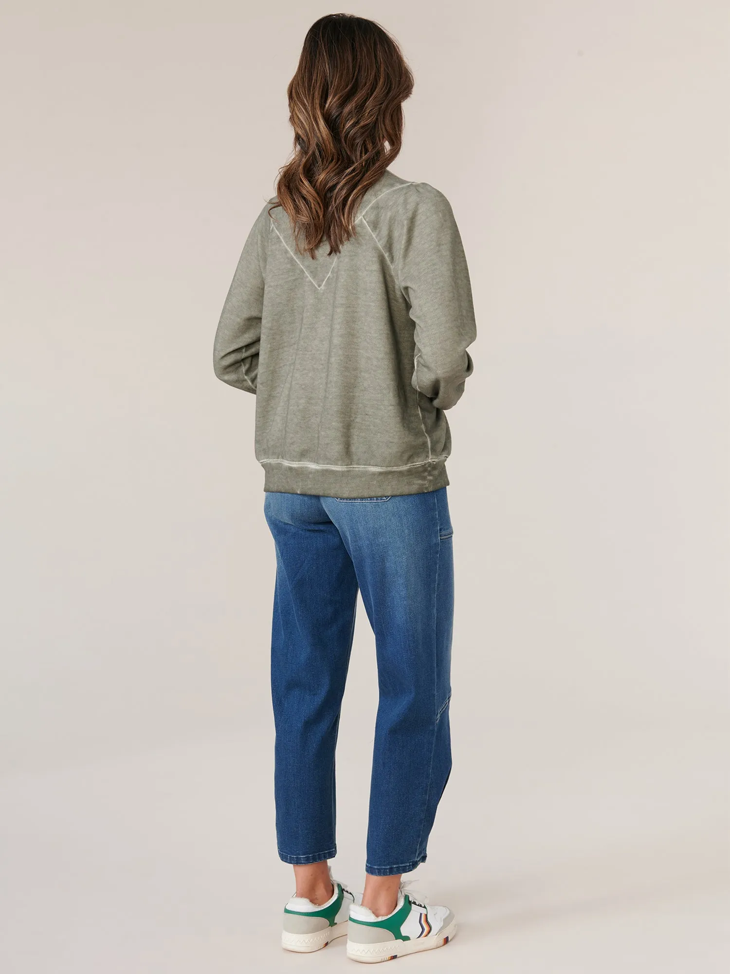 Long Blouson Puff Shoulder Sleeve Crew Neck Lace Applique Sweatshirt