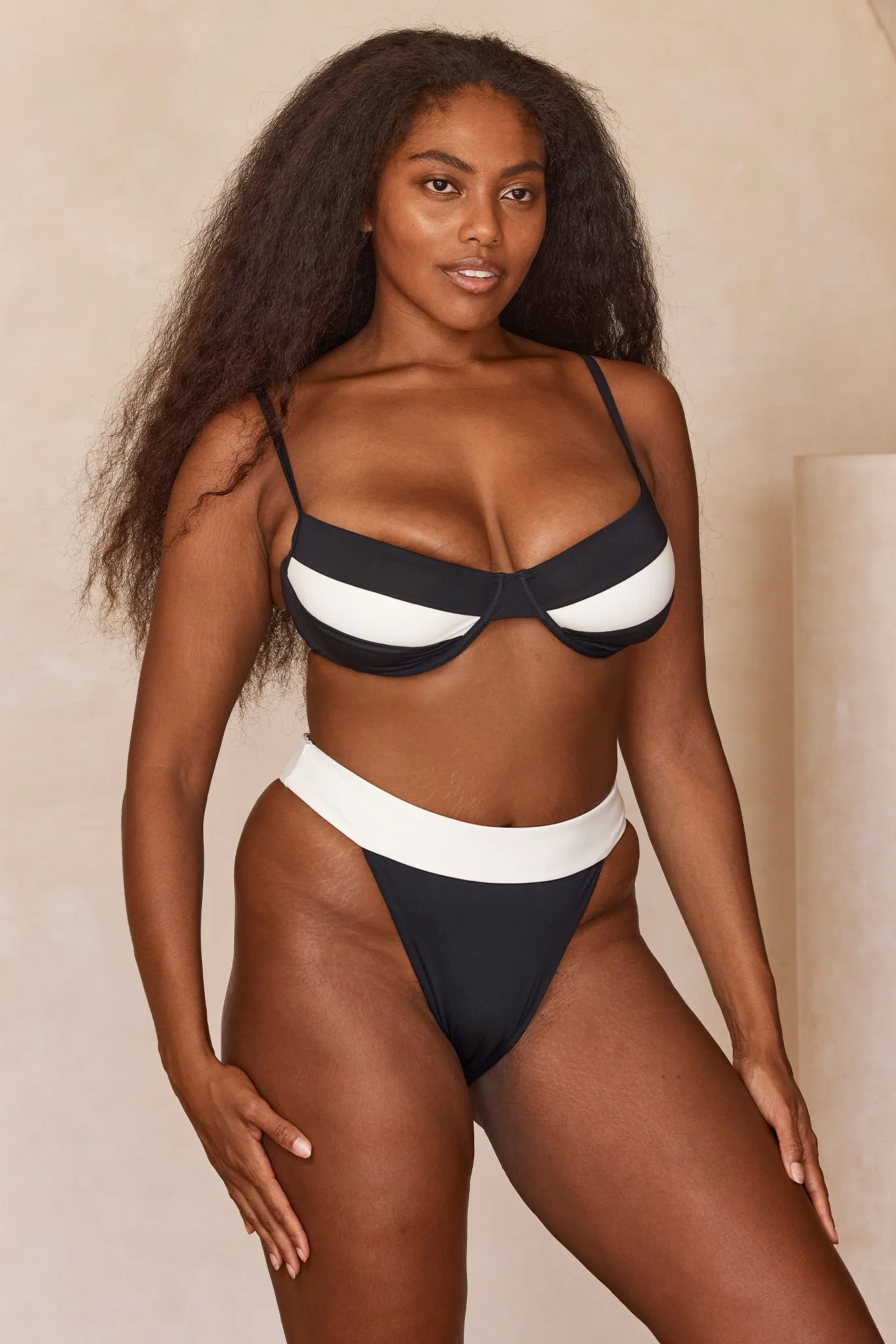 Malta Top - Black/Ivory