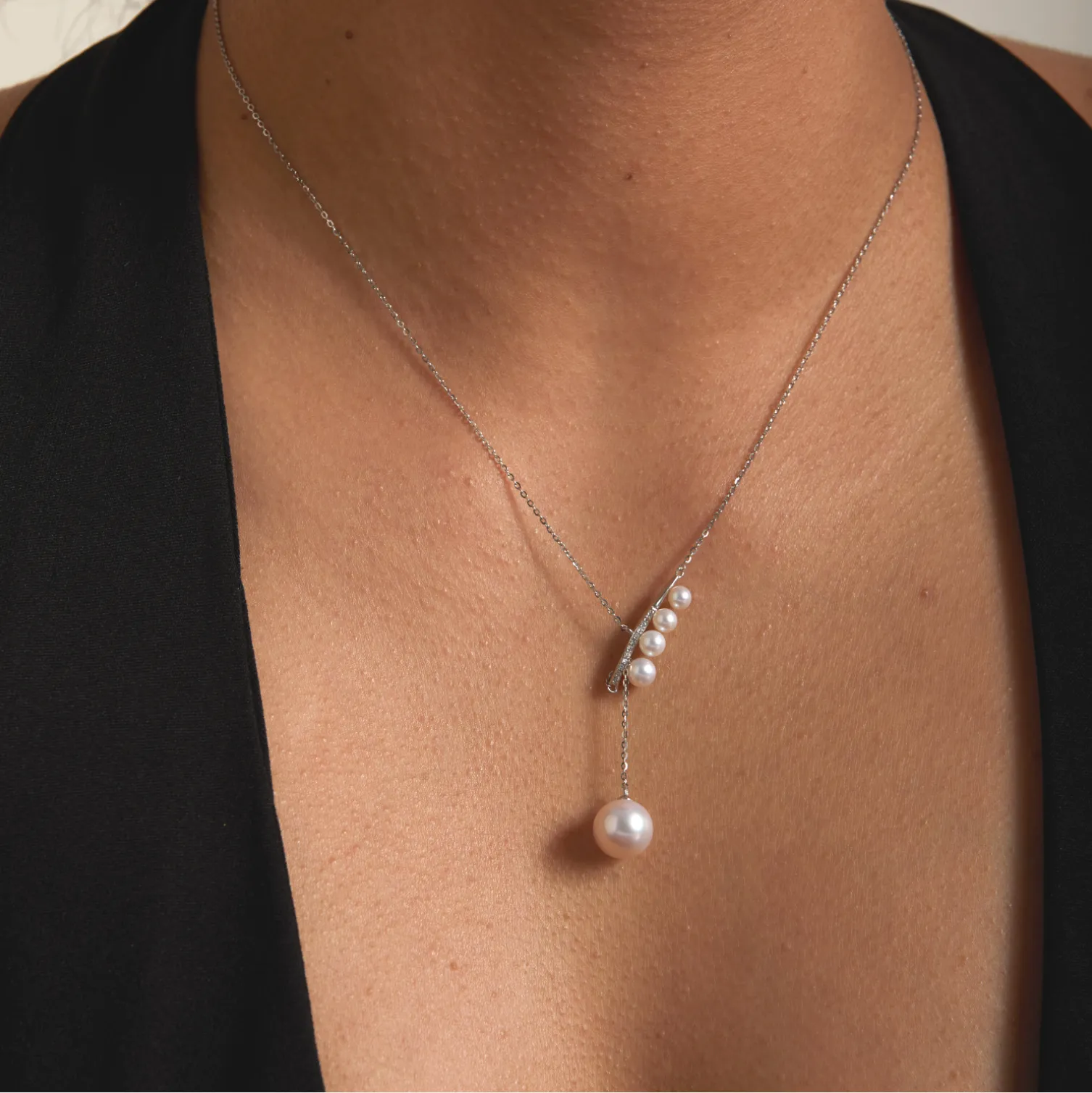Mermaid Tear Pearl Necklace