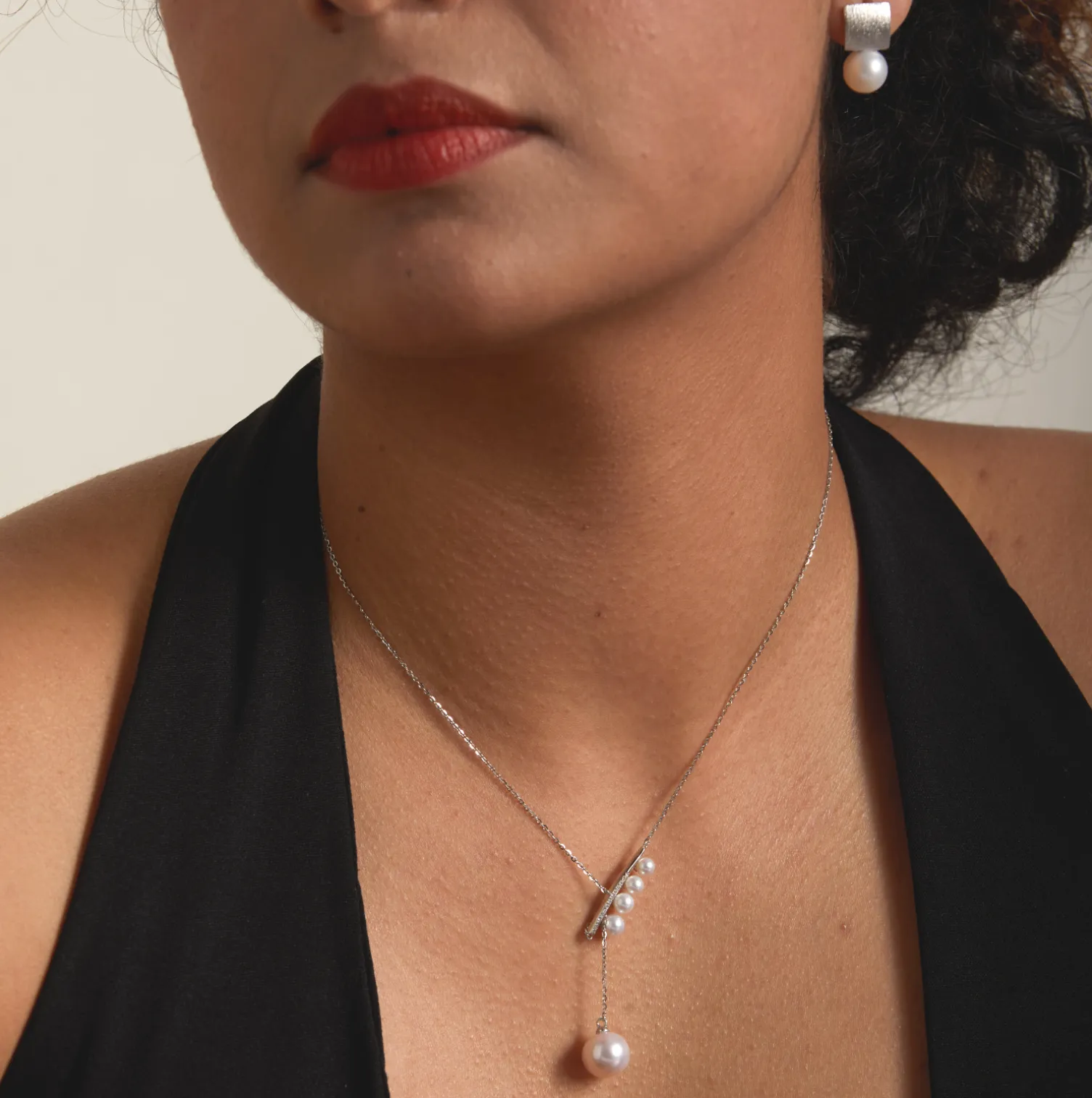 Mermaid Tear Pearl Necklace