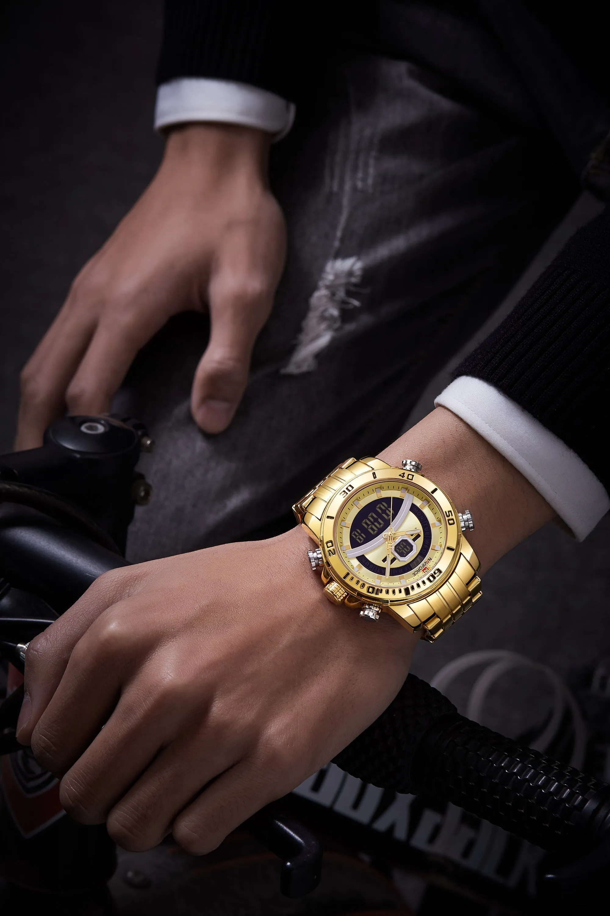 NAVIFORCE Men Luxury Business Sports Digital Quartz Stainless Steel Waterproof Multifunction Watch NF9181S