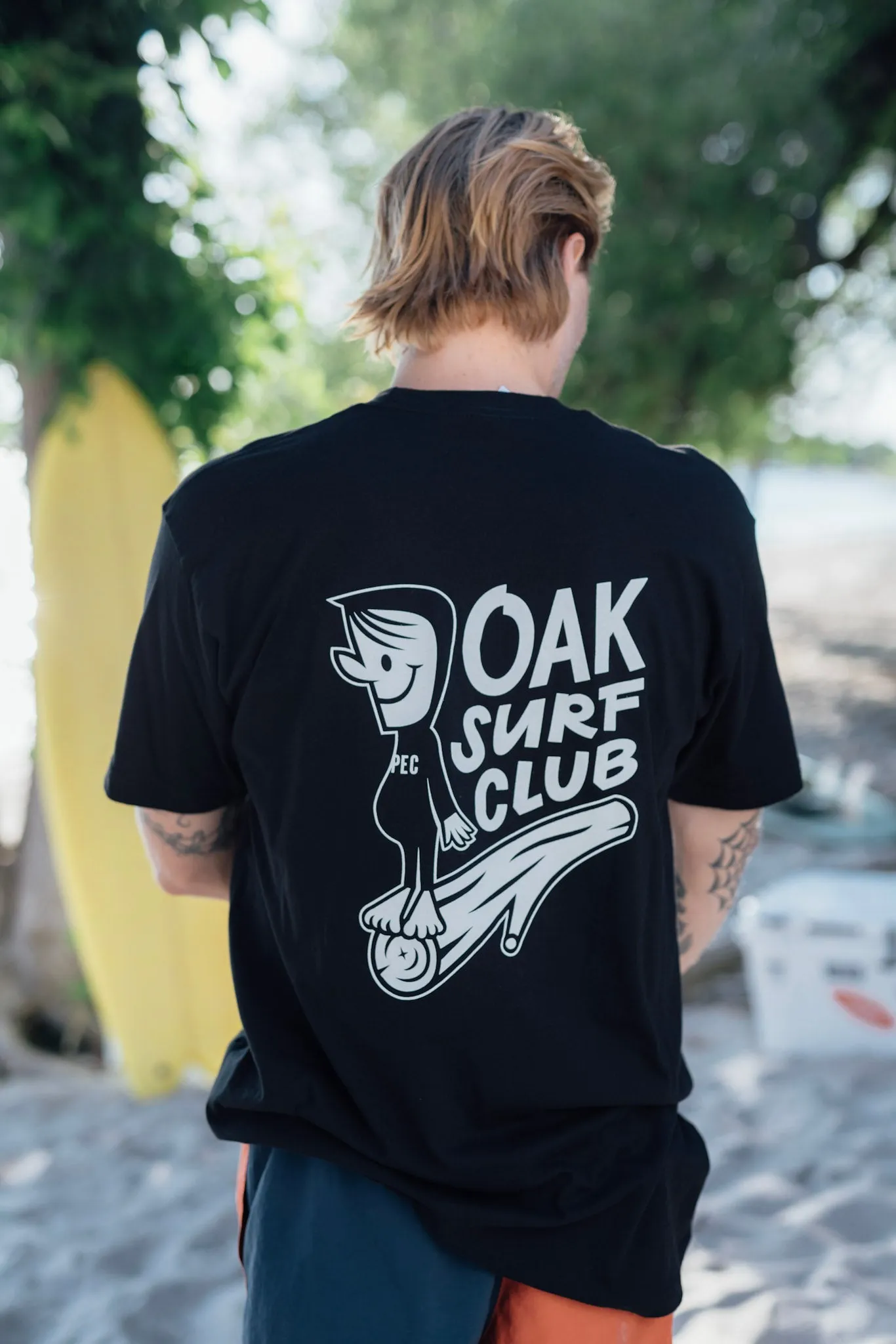 OAK SURF CLUB UNISEX GROVER TEE - BLACK